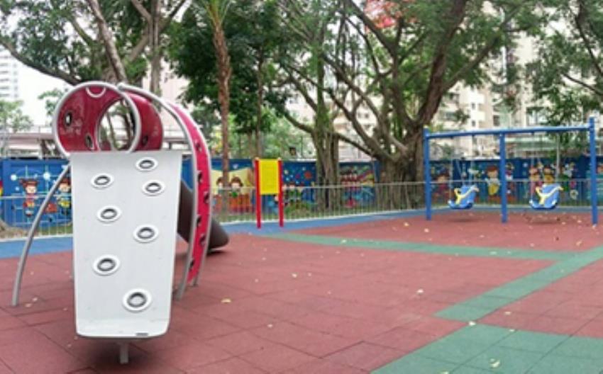 大安國小結合校園生態池環境，營造多元共融式遊戲空間。<br>適用對象：3歲-12歲兒童